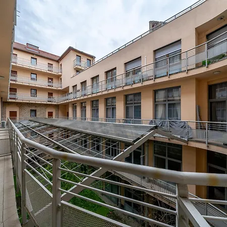 Apartament Garden